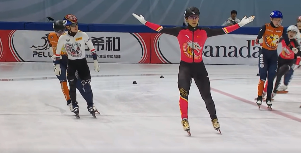 获得亚军, 拿到来之不, hdaaz 获得亚军, 拿到来之不, hdaaz